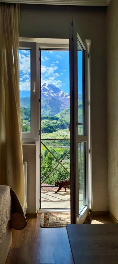 Kazbegi Inn Exterior photo